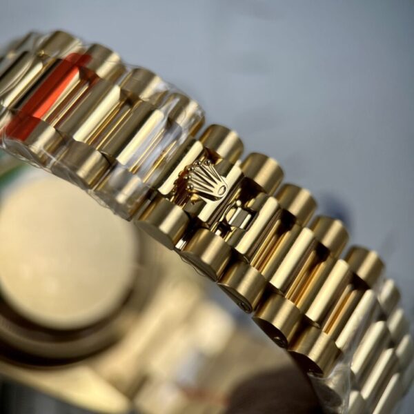 Swiss 1:1 Rolex Replica 1:1 Watch Day-Date Gold Plated Fluted Bezel EW Factory 40mm - Top Watch - Image 7
