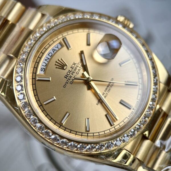 Replica Rolex Replica 11 Watch Day-Date Gold Plated With Diamonds Bezel EW 40mm - Top Watch - Image 3