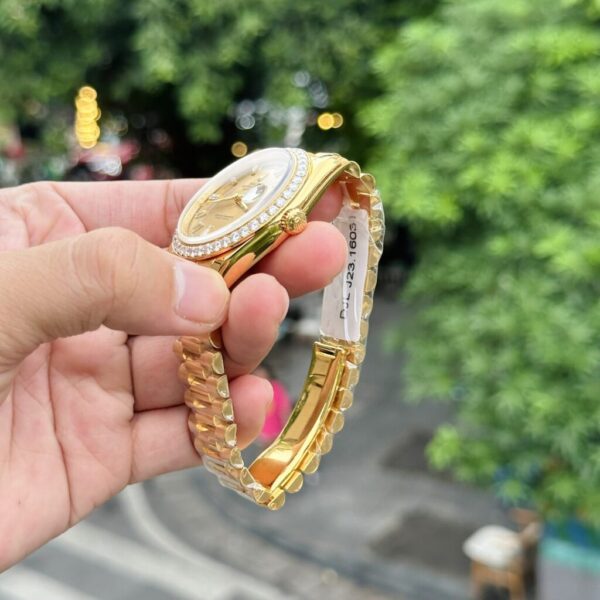 Replica Rolex Replica 11 Watch Day-Date Gold Wrapped Moissanite Diamonds GM Factory 40mm - Top Watch - Image 6