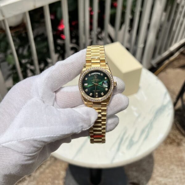 Best Fake Rolex Replica 1:1 Watch Day-Date Green Dial With Diamonds EW 36mm - Top Watch - Image 3