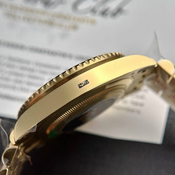 Best Fake Rolex Replica 1:1 Watch GMT-Master II 126718GRNR Black Dial Clean Factory 40mm - Top Watch - Image 6