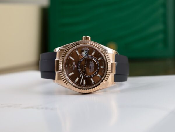 Best Fake Rolex Replica 1:1 Watch Sky Dweller Chocolate Dial Rubber Strap 42mm - Top Watch