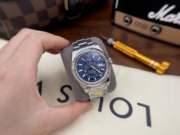 Replica Rolex Replica 11 Watch Sky-Dweller 326934 Noob Factory Blue Dial Metal Strap 42mm - Top Watch - Image 3