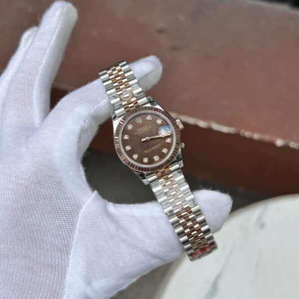 Replica Rolex Replica 1:1 Watch Women DateJust Chocolate Jubilee Strap Factory EW 31mm - Top Watch - Image 4