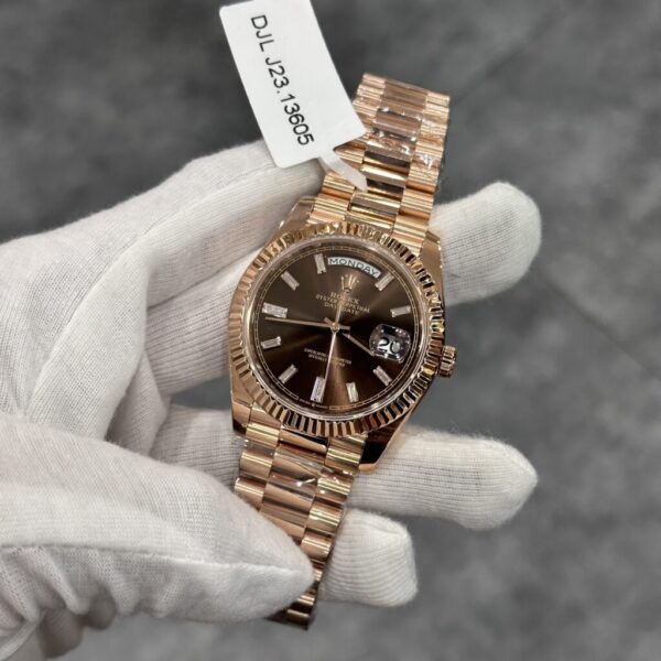 Swiss 1:1 Rolex Replica Watch DateJust 228235 18K Gold Wrapped GM V2 158gram 40mm - Top Watch - Image 5