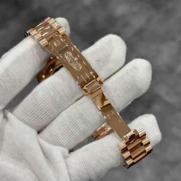 Swiss 1:1 Rolex Replica Watch DateJust 228235 18K Gold Wrapped GM V2 158gram 40mm - Top Watch - Image 7