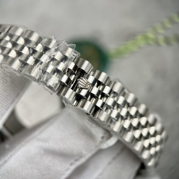 Best Fake Rolex Replica Watch DateJust Women's Diamonds Grey Dial With Stone Bezel EW Factory 31mm - Top Watch - Image 6