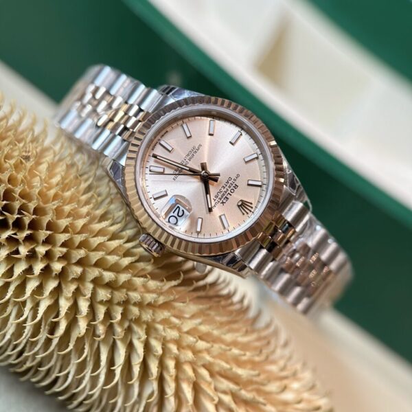 Swiss 1:1 Rolex Replica Watch DateJust Women's Pink Dial Luminous Numbers EW Factory 31mm - Top Watch - Image 6