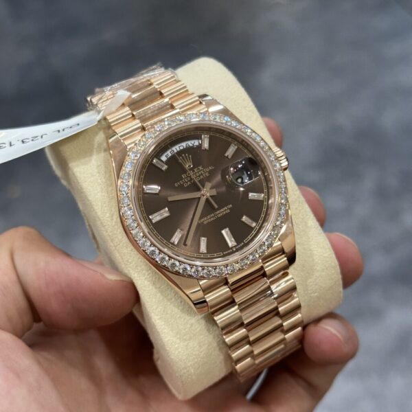 Best Fake Rolex Replica Watch Day-Date 228235 Gold Wrapped Moissanite GM V2 40mm - Top Watch - Image 2