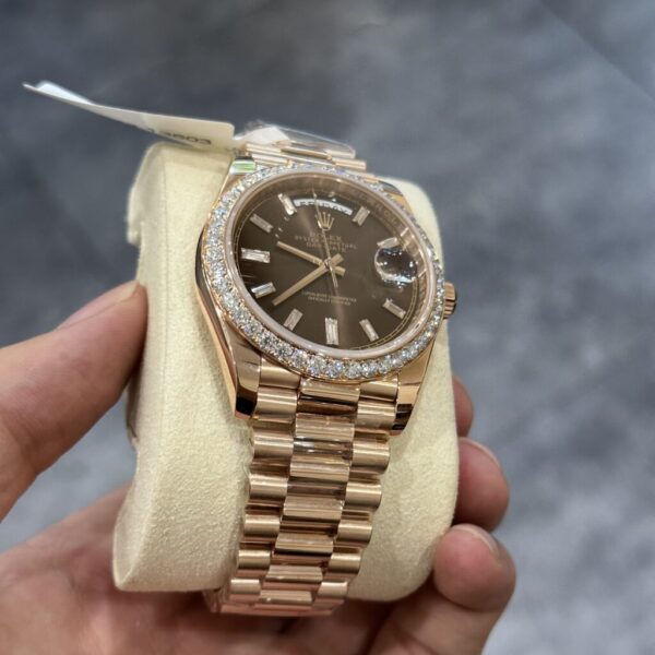 Best Fake Rolex Replica Watch Day-Date 228235 Gold Wrapped Moissanite GM V2 40mm - Top Watch - Image 3