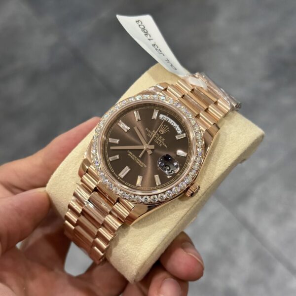Best Fake Rolex Replica Watch Day-Date 228235 Gold Wrapped Moissanite GM V2 40mm - Top Watch - Image 4