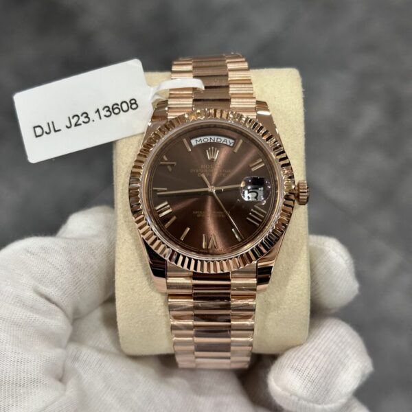 Best Fake Rolex Replica Watch Day-Date 228238 Gold Wrapped Chocolate Dial 154gram GM V2 40mm - Top Watch - Image 2