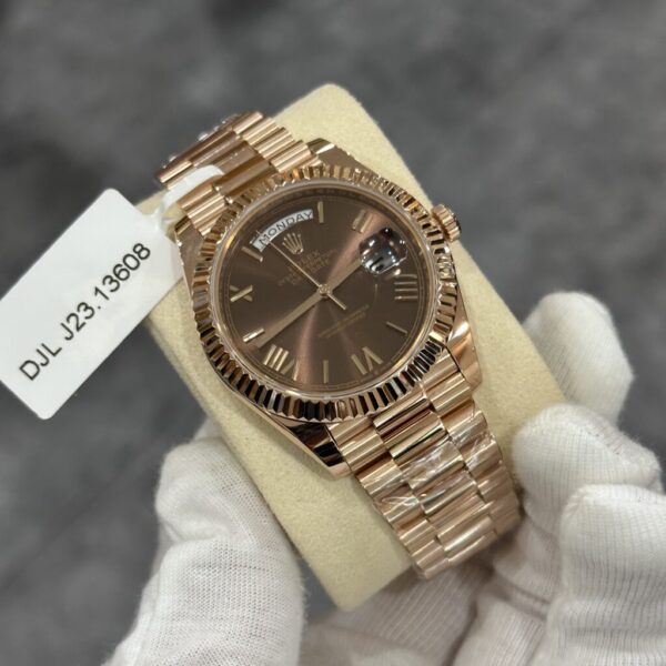 Best Fake Rolex Replica Watch Day-Date 228238 Gold Wrapped Chocolate Dial 154gram GM V2 40mm - Top Watch - Image 3
