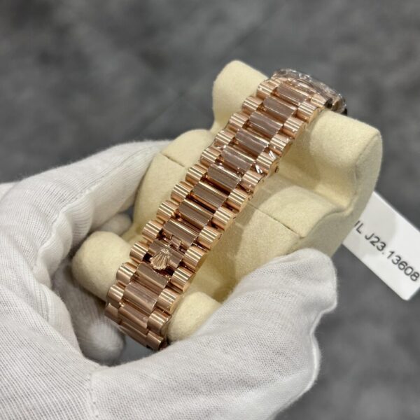 Best Fake Rolex Replica Watch Day-Date 228238 Gold Wrapped Chocolate Dial 154gram GM V2 40mm - Top Watch - Image 7