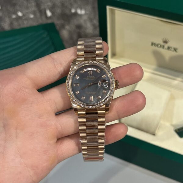 Replica Rolex Replica Watch Day-Date Purple Mother-of-Pearl Dial With Stone Bezel 40mm - Top Watch