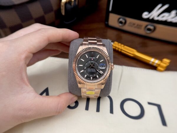 Swiss 1:1 Rolex Sky-Dweller 326935 Replica 1:1 Watch Noob Factory Gray Dial 42mm - Top Watch