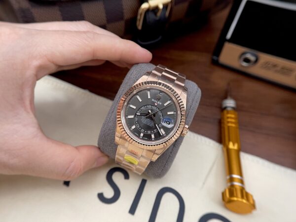 Swiss 1:1 Rolex Sky-Dweller 326935 Replica 1:1 Watch Noob Factory Gray Dial 42mm - Top Watch - Image 2