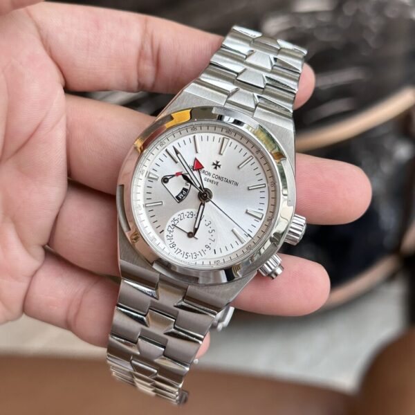 Swiss 1:1 Vacheron Constantin Overseas Dual Time 7900V White Dial Replica 1:1 Watch 41mm - Top Watch - Image 2